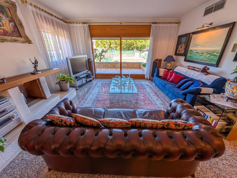 Foto bbb44c76-a089-4bd7-8859-2781ca691963. Xalet amb calefacció aparcament piscina a Banyoles