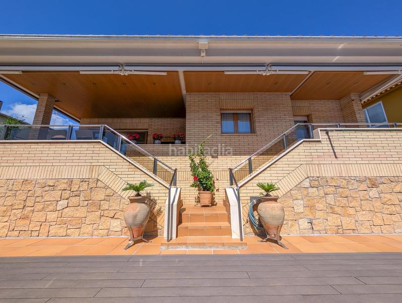 Foto bcd348d7-97c9-4495-80ce-cc26b093675d. Xalet amb calefacció aparcament piscina a Banyoles