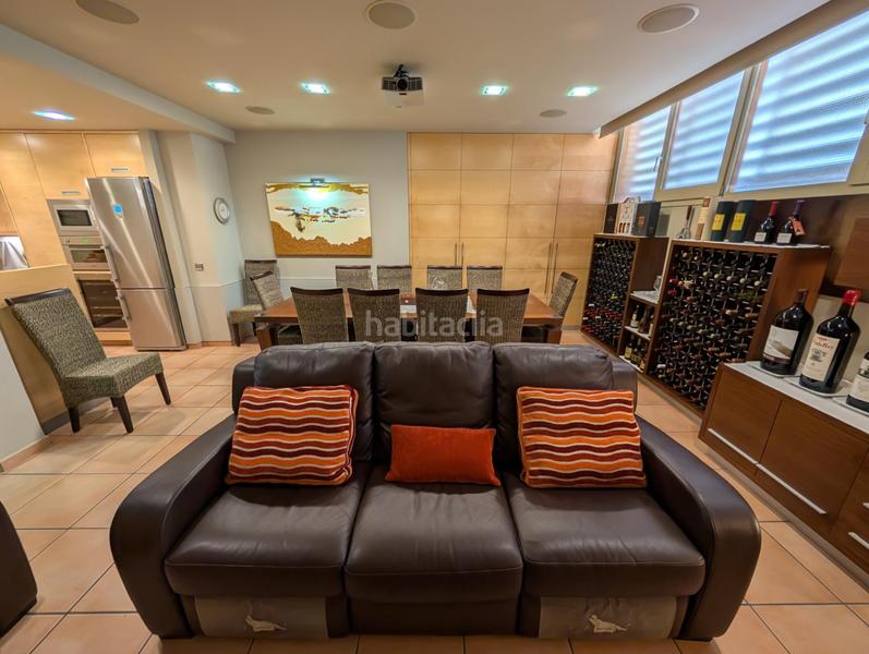 Foto f7c7c046-dc90-401a-ae88-82c9d32f73b8. Xalet amb calefacció aparcament piscina a Banyoles