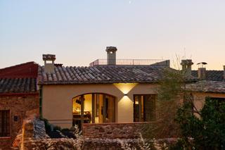 Chalet  Pirineus. Exclusiva casa de piedra en palausaverdera con vistas panorámica