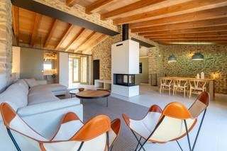 Chalet  Pirineus. Exclusiva casa de piedra en palausaverdera con vistas panorámica