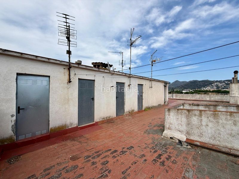 Foto 88609cf4-376e-48d0-91c9-e168392762fa. Pis a Nord Roses