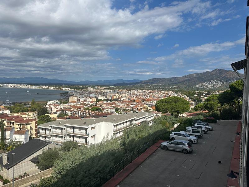 Foto 3d960368-4e7d-4452-99b7-a30f059b1a53. Etagenwohnung mit parking in Puig Rom-Canyelles-Almadrava Roses