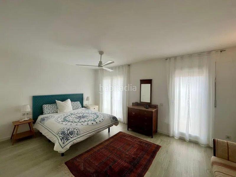 Foto b2e2b9e4-e7d2-477b-aea6-d06328378109. Appartement avec chauffage parking dans Nucli Antic Escala (L´)