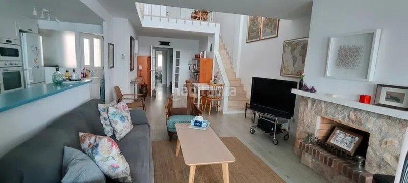 Foto bc1ce211-5728-4e4a-a131-de8bad0d5ea6. Appartement avec chauffage parking dans Nucli Antic Escala (L´)