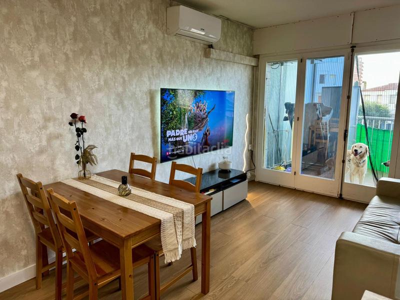 Foto 9be48a9e-6c6a-464e-bd31-0112d92341eb. Piso encantador apartamento con amarre en santa margarita en Roses