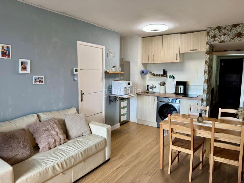 Foto a84b1bc6-897e-47f4-bb6f-5e9bcf06d8a9. Piso encantador apartamento con amarre en santa margarita en Roses