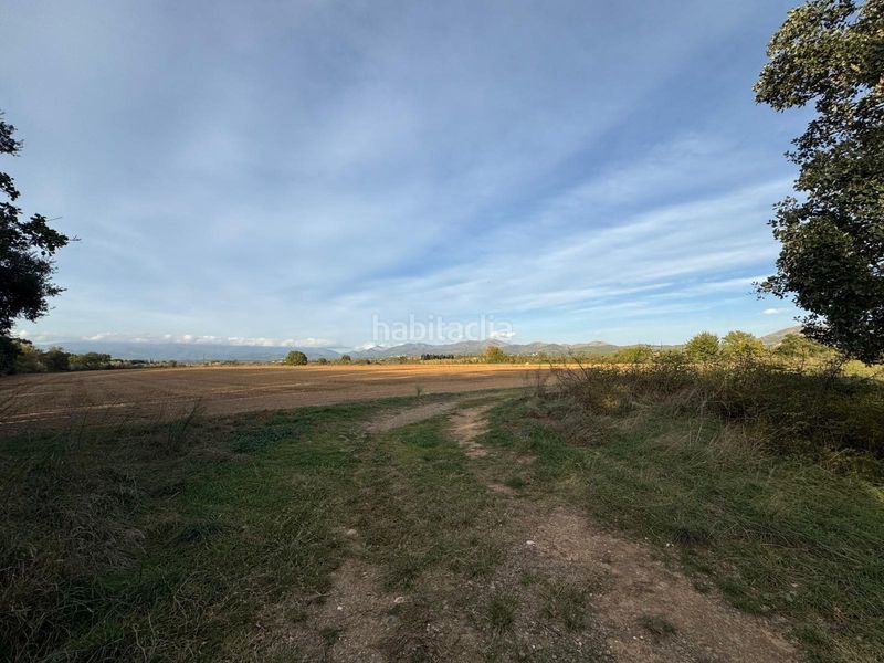 Foto e3484e40-bdd2-4e83-95cb-543df165e11a. Finca rústica a Garriguella