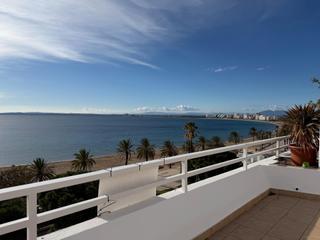Àtic  De rhode. Exclusivo piso en primera línea de mar con terraza panorámica  r