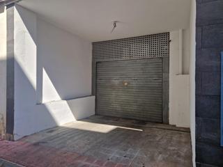 Posto auto  Carrer de joan maragall. Plaza de parking en pleno centro de roses