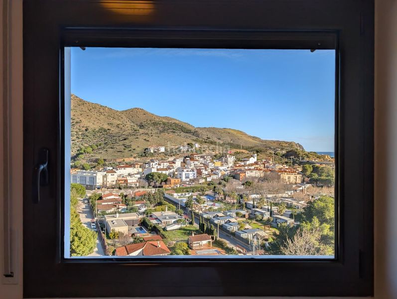 Foto fb42fbab-f03d-411a-a0a5-b7b30b520e40. Chalet in vila de llançà 18 in Colera