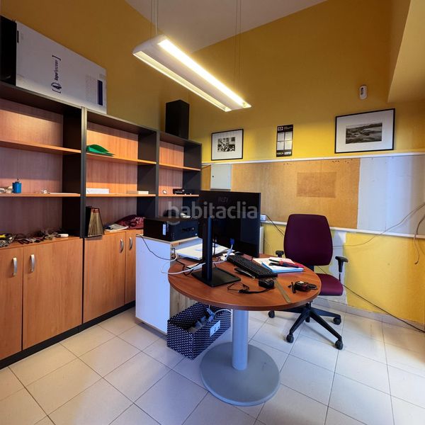 Foto e47f6317-5293-42e6-88d6-c2c9a80efad3. Local comercial a La Vila Llançà
