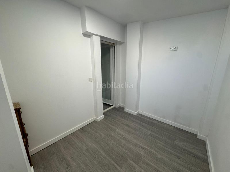 Foto b28a8397-fd5f-4189-9aec-1e1f39059621. Pis a Centre Roses