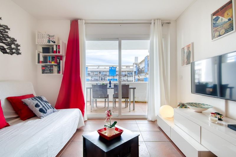 Foto 314996f3-aafb-4a9b-955e-33f329e51639. Pis a calle del port joan 2 a Santa Margarida Roses