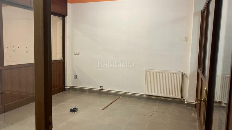 Foto 9826d702-5c1b-4ff1-9682-b1df760029e1. Local comercial a Centre Figueres