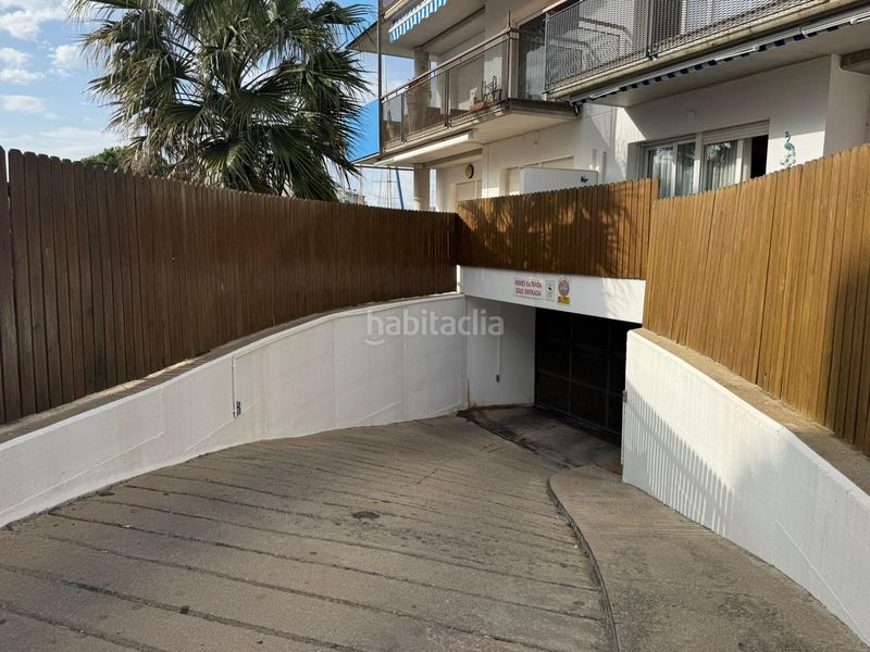 Foto d88bf24f-3205-4e82-b9ed-d9cd149e7eea. Aparcament cotxe a Santa Margarida Roses