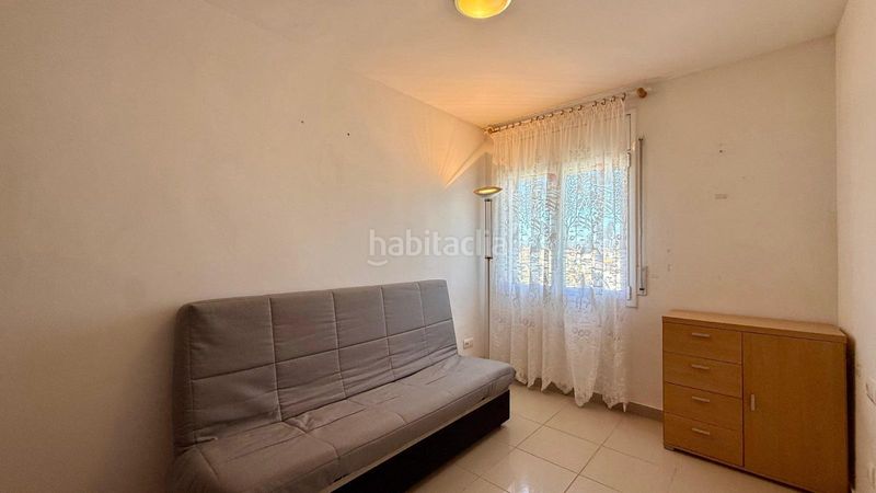 Foto b445a938-87f4-4b5e-9d09-d7d191184960. Pis amb aparcament a Puigmal - Mas Nou Empuriabrava