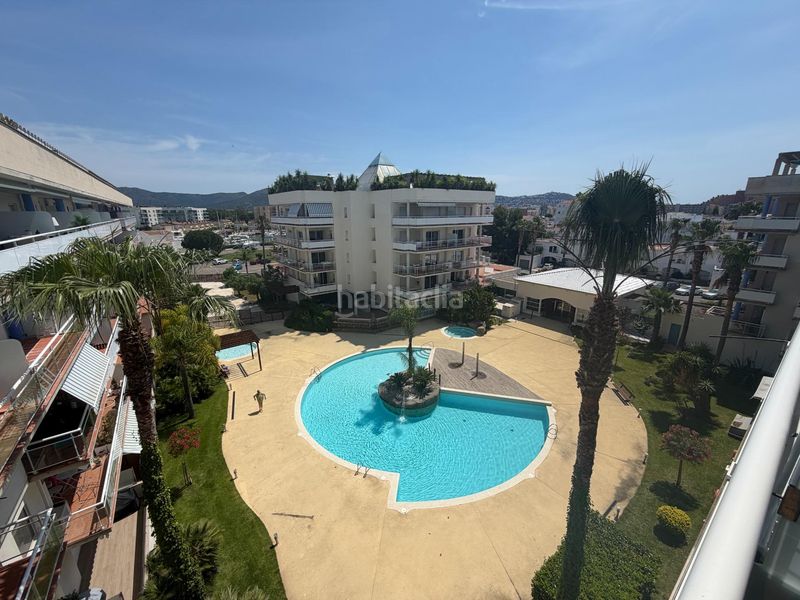 Foto aba6b04d-d7b6-4d0d-8e4b-ac1edb37f127. Àtic amb aparcament piscina a Santa Margarida Roses