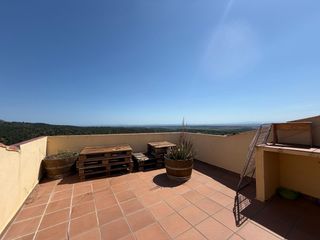 Zweistöckige Wohnung in St baldiri 19. Tríplex exclusiu amb vistes al mar i a la muntanya a vilamaniscl