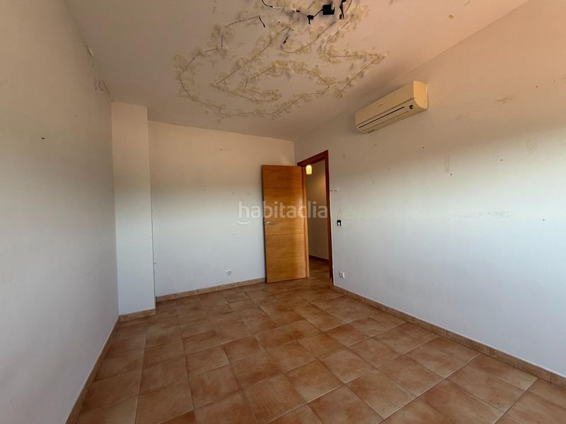 Foto 086e79f3-f381-4935-92ac-9701fd38b18d. Dúplex amb aparcament a Vilamaniscle