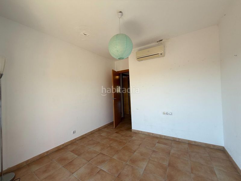 Foto cbb93dbb-0b3b-403d-82f7-129b25c74e7e. Dúplex amb aparcament a Vilamaniscle