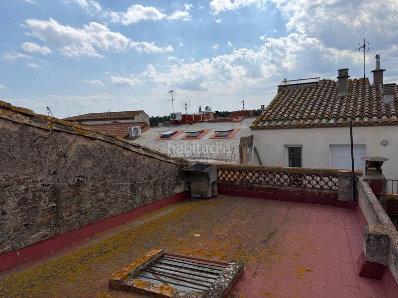Foto 8eb82340-7523-47d3-8298-b35776c08235. Edifici a Castelló d´Empúries