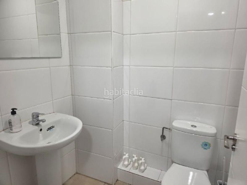 Foto dece108e-9362-45b4-ae6b-2c4fa7a34754. Local comercial a Centre Roses