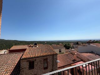 Lloguer Dúplex  Carrer sant baldiri. Tríplex exclusivo con vistas al mar  y a la montaña en vilamanis