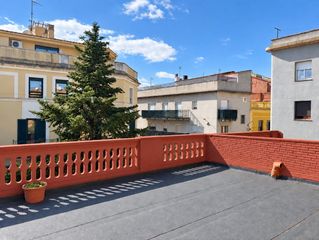 Chalet  Calle rentador. Casa en el centro de figueres