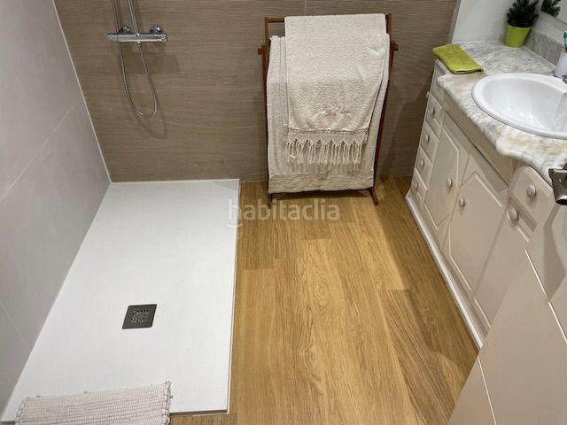 Foto 19b69c25-6b27-4b7c-9698-13966a6bea50. Dúplex amb calefacció aparcament a Morera Badalona