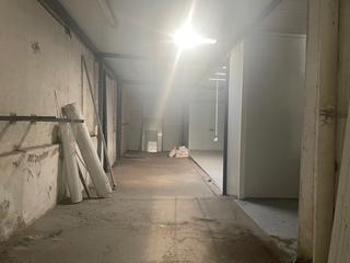 Local Comercial a N/a. Local a pie de calle mas patio de 100 m2