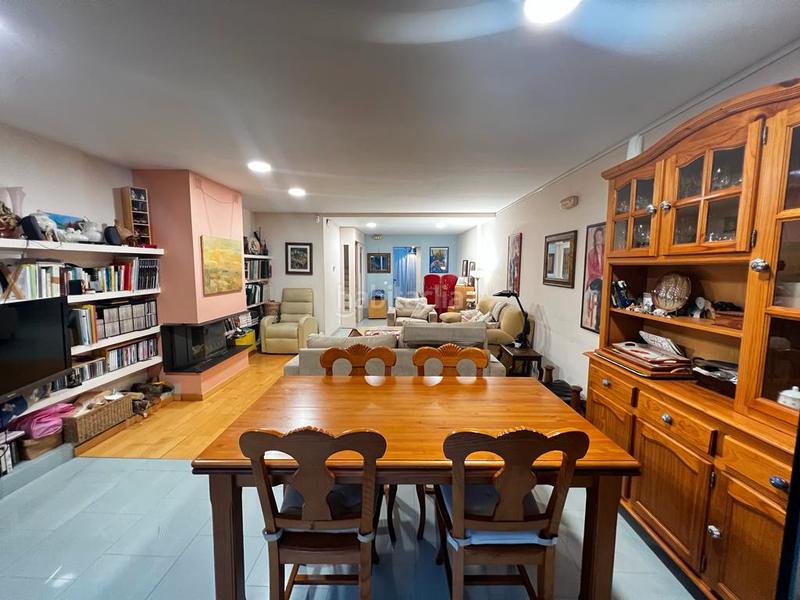 Foto 601b4c4e-af0f-40ca-a66c-3a600217c1a1. Haus in Tiana