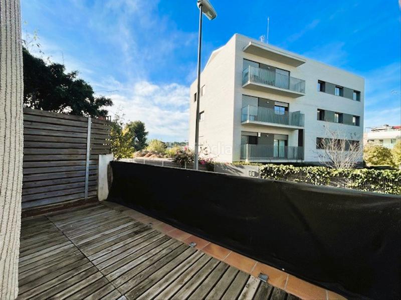 Foto 5d536fef-699d-418f-a6c6-169089cb1386. Reihenhaus mit parking pool in Tiana