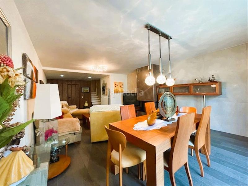 Foto 7f3ee307-12ce-49ac-a334-371d7ecb2f3c. Reihenhaus mit parking pool in Tiana