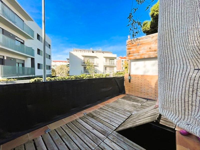 Foto 9b87c8e5-3d29-4e4a-885b-2a3bcfe2da4f. Reihenhaus mit parking pool in Tiana