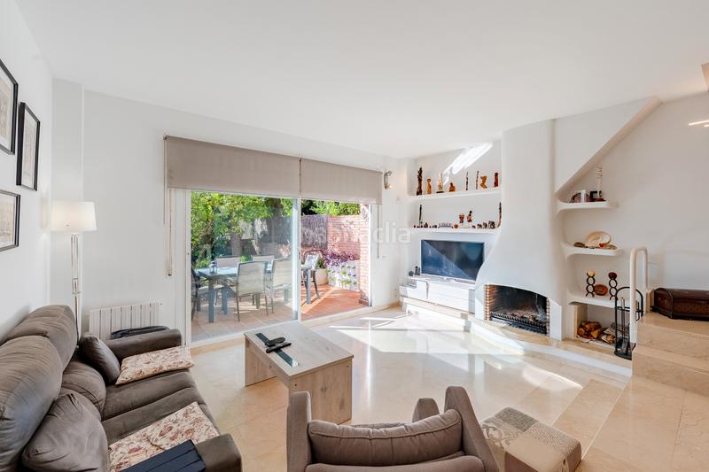 Foto 725f3bfa-c597-41e3-bfe8-804a2c3de238. Casa adosada  - zona sur en Tiana