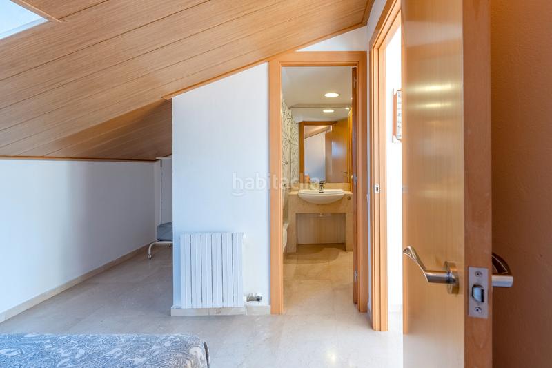 Foto 7b7c94cd-1f94-460c-b89d-d353c520f578. Casa adosada  - zona sur en Tiana