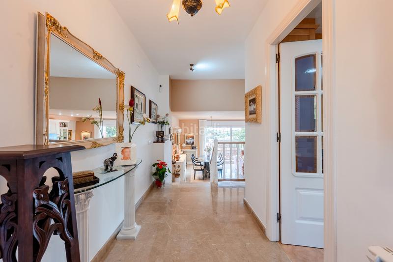 Foto 384ce066-b701-4401-a733-a39a7071aeb5. Haus mit heizung parking in Tiana