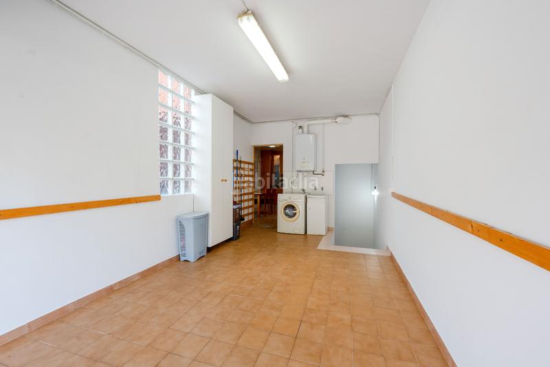 Foto 4dd86b63-972a-4a5e-8192-0d8619251dba. Haus mit heizung parking in Tiana