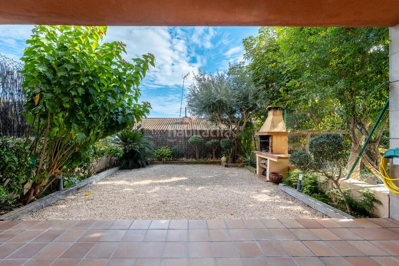 Foto 5e02187a-138f-4bab-a750-484a57cd38b9. Haus mit heizung parking in Tiana