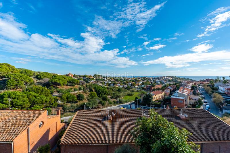 Foto 8be7d025-bebb-4117-abed-38703f353ef7. Haus mit heizung parking in Tiana