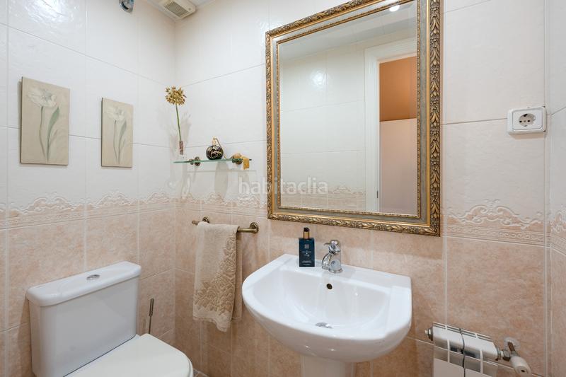 Foto b3fe0d4b-21ef-46fa-bdc1-d493f08bf60f. Haus mit heizung parking in Tiana