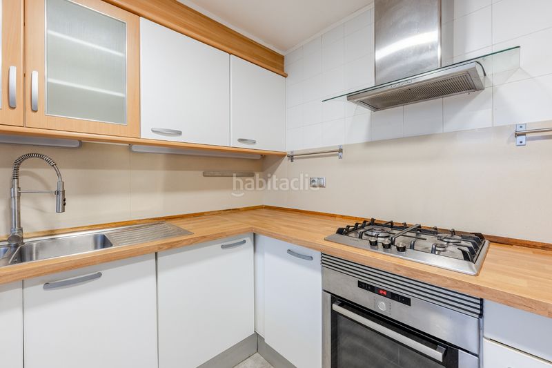 Foto bed13e0f-c380-4ded-a518-99724c958c7f. Casa amb calefacció aparcament a Tiana