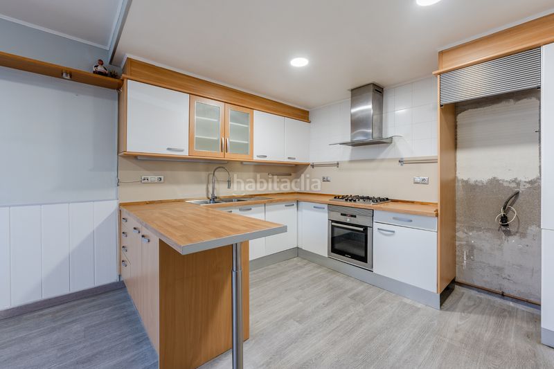 Foto d65e33f0-9c1b-4c9b-9213-4cd38acd6a4e. Casa amb calefacció aparcament a Tiana