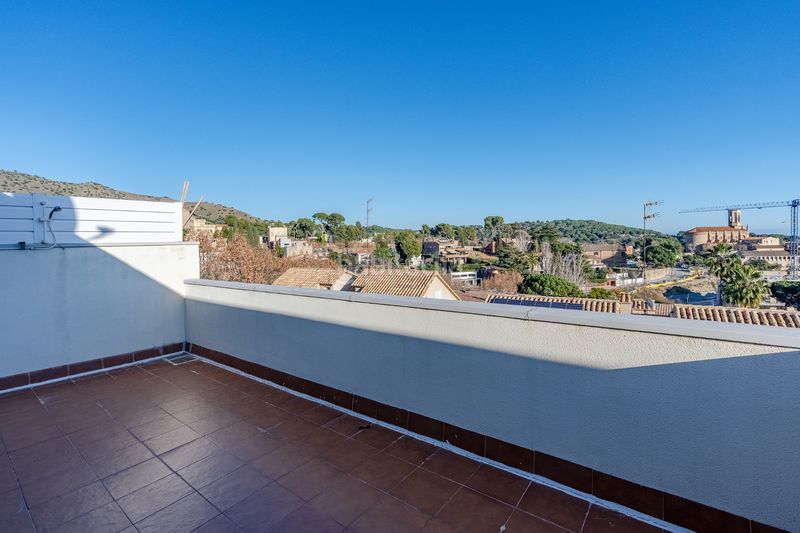 Foto f7c5a29e-964c-4d02-adc2-302f6acb75d9. Casa amb calefacció aparcament a Tiana