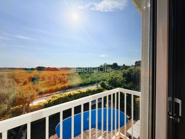 Foto 193c4c9a-2178-4c83-91e8-15ab73b23b80. Casa amb piscina a Piera