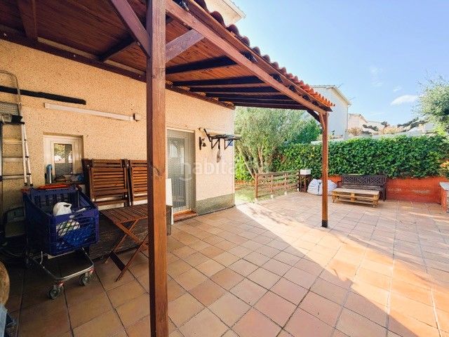 Foto 3ce2a566-d84c-40ad-9711-b75ce1e1095c. Casa amb piscina a Piera