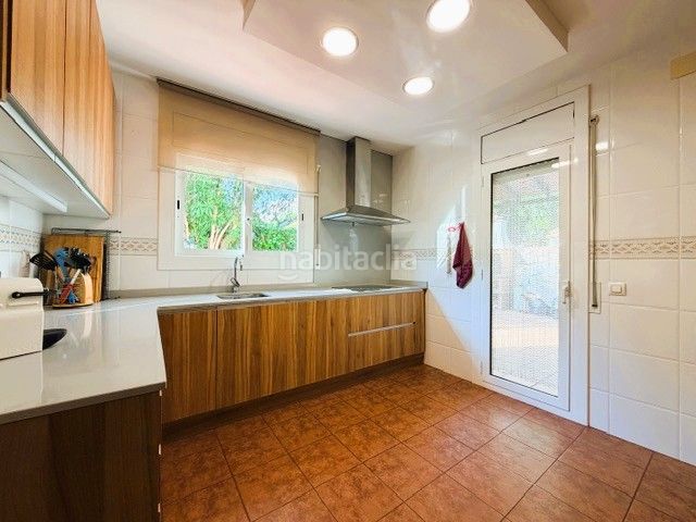 Foto d5f1b053-2fef-4423-bab1-8f46d5ee1c65. Casa amb piscina a Piera
