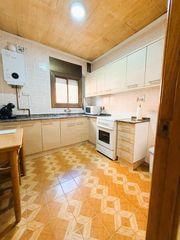 Appartement  Carrer bateries. Oportunidad en  montgat - ciurana