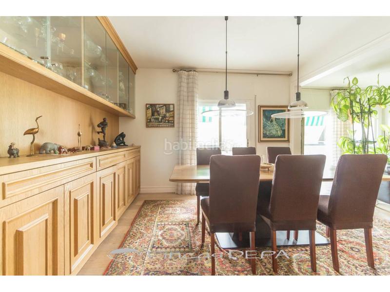 Foto 005c8cca-d0f3-4ecb-ae82-0c4b62097286. Attico con riscaldamento parcheggio piscina in Montmar Castelldefels